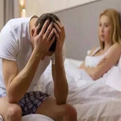 女朋友因為現實 找了個老男人我要怎樣面對